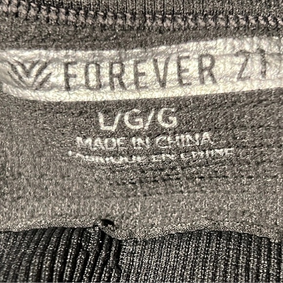 Forever 21 Cropped Tank Top Size L - Picture 5 of 6